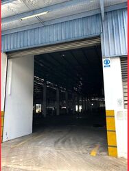 Pioneer Lot (D22), Warehouse #575458331
